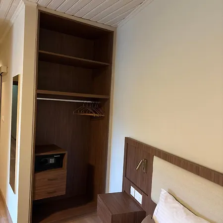 فندق Pine